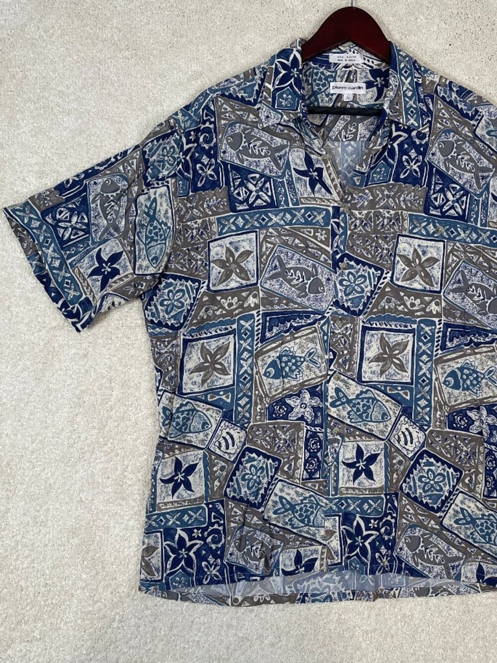 Vintage Pierre Cardin Hawaiian Shirt Size Large Tiki 100% Rayon Korea Floral